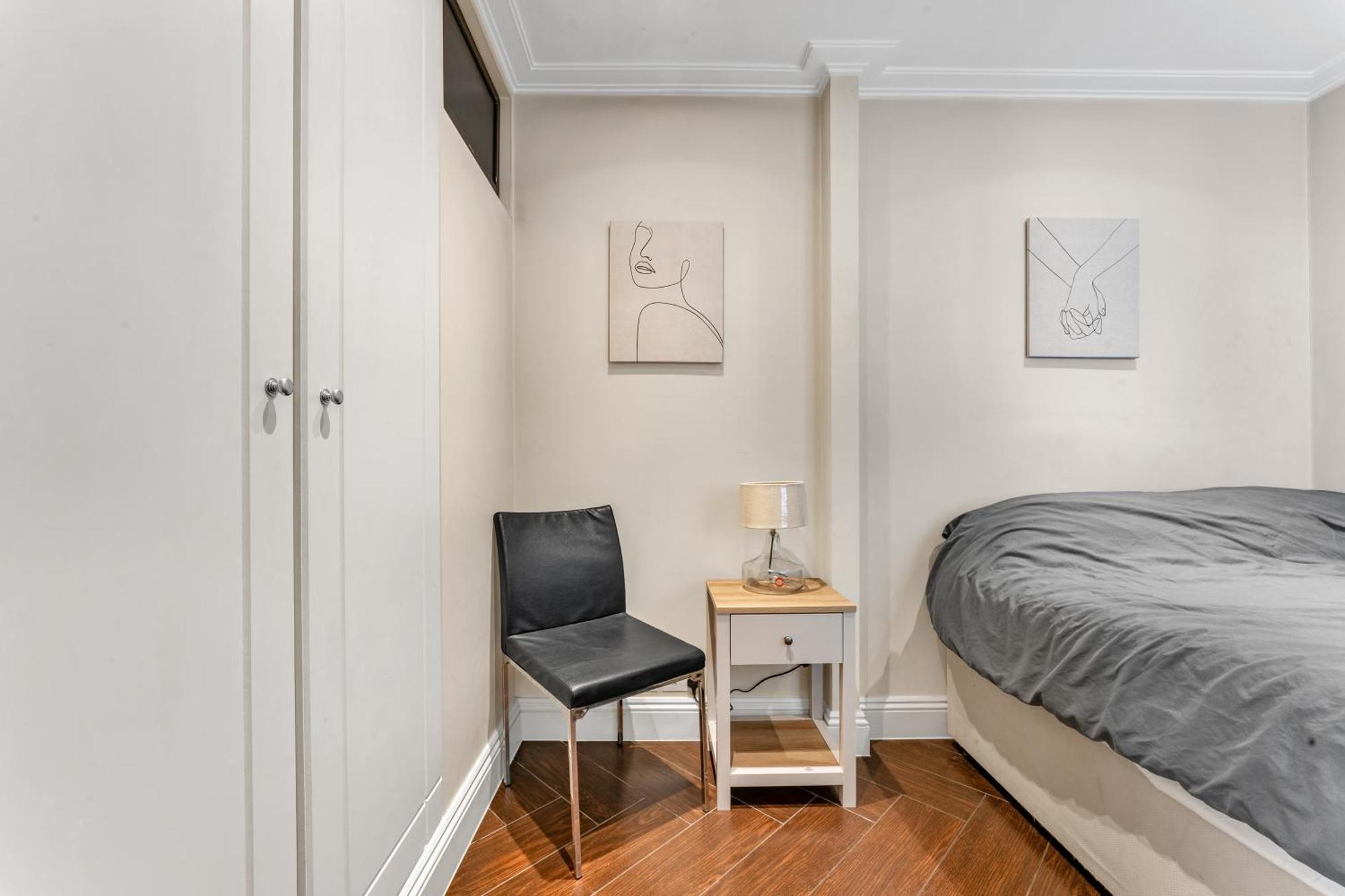 Apartament 3-bed Grand Triplex In Westminster Londra