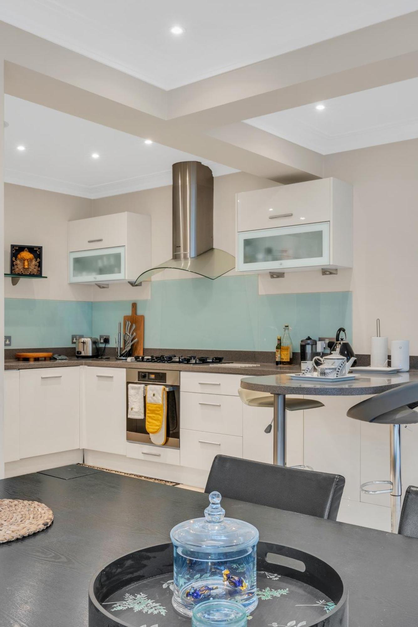 Apartament 3-bed Grand Triplex In Westminster